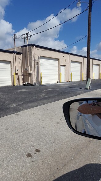 More Photos Of 1013-1017 SE 12th Ave, Cape Coral Industrial For Lease