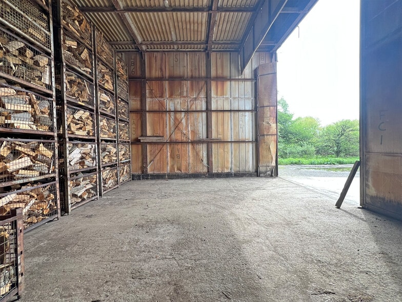 More Photos Of 9711 Perry Hwy, Waterford Warehouse For Sale