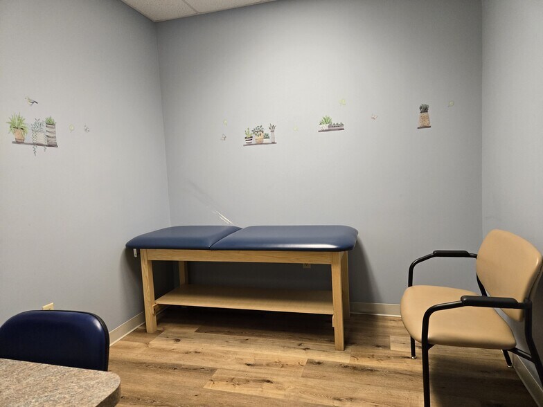 More Photos Of 176 Health Care Ln, Martinsburg Office For Sale