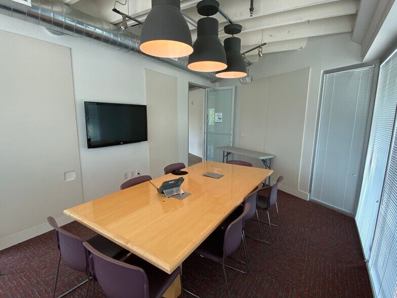 More Photos Of 2808 Caroline St, Houston Coworking Space