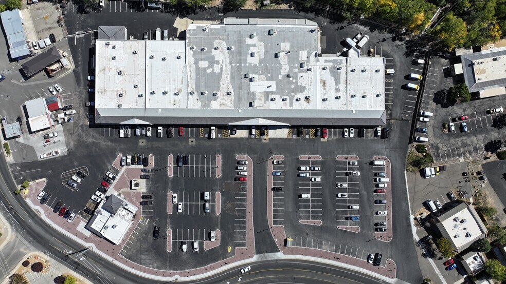 More Photos Of 1459-1523 W Gurley St, Prescott Unknown For Lease