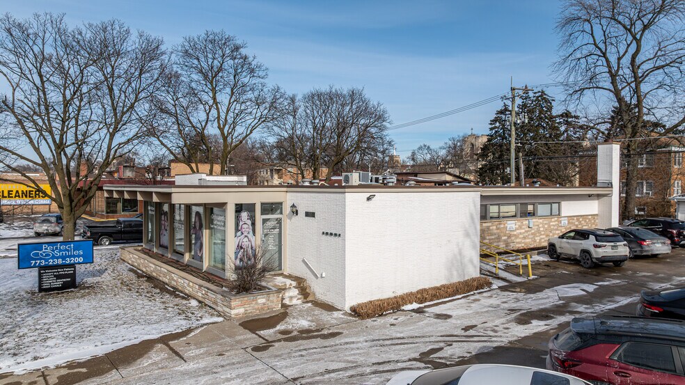 More Photos Of 10601 S Western Ave, Chicago Freestanding For Sale