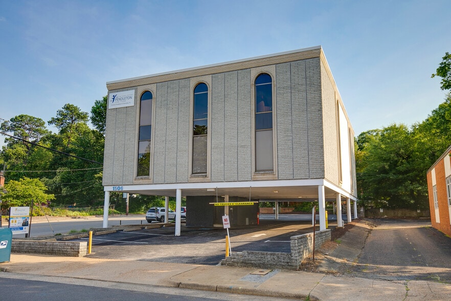 Primary Photo Of 1506 Staples Mill Rd, Richmond Office For Sale