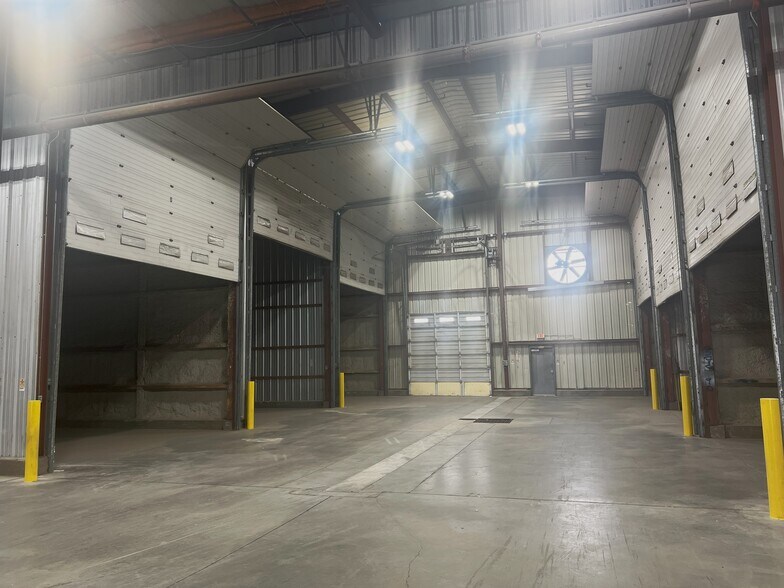 More Photos Of 3045 S Avenue 3 E, Yuma Warehouse For Sale