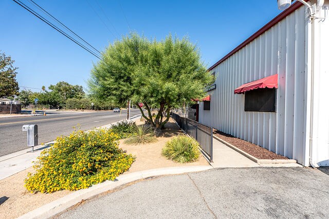 More Photos Of 491 Menlo Ave, Hemet Warehouse For Sale