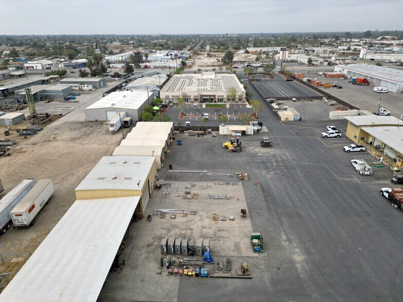 More Photos Of 1500 S Union Ave, Bakersfield Warehouse For Sale