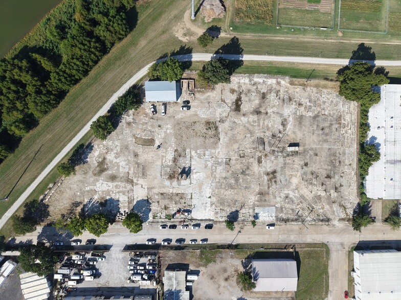 More Photos Of 1300 Sylvania Ct, Fort Worth Warehouse For Lease