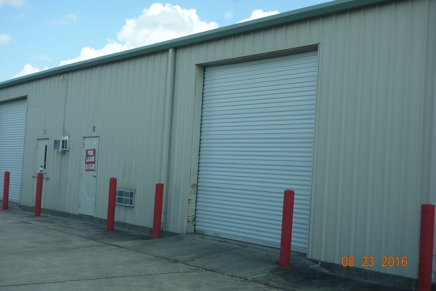 More Photos Of 1635 Dickinson Ave, Dickinson Warehouse For Lease