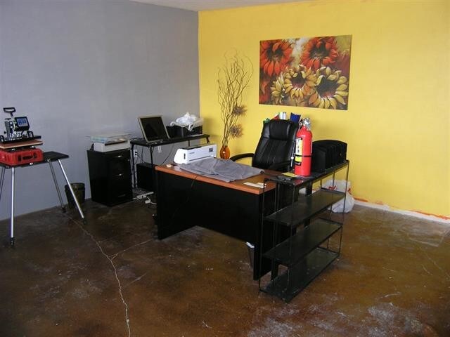 More Photos Of 2930 Springridge Rd, Raymond Freestanding For Lease