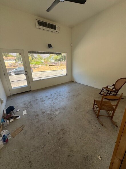 More Photos Of 439-445 W El Roblar Dr, Ojai Storefront For Sale