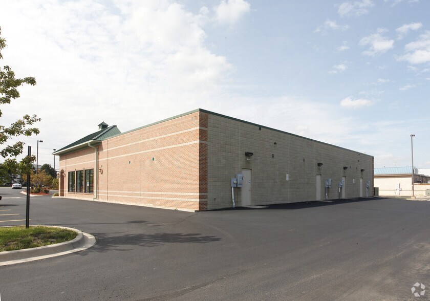 More Photos Of 29650-29680 S Wixom Rd, Wixom General Retail For Lease