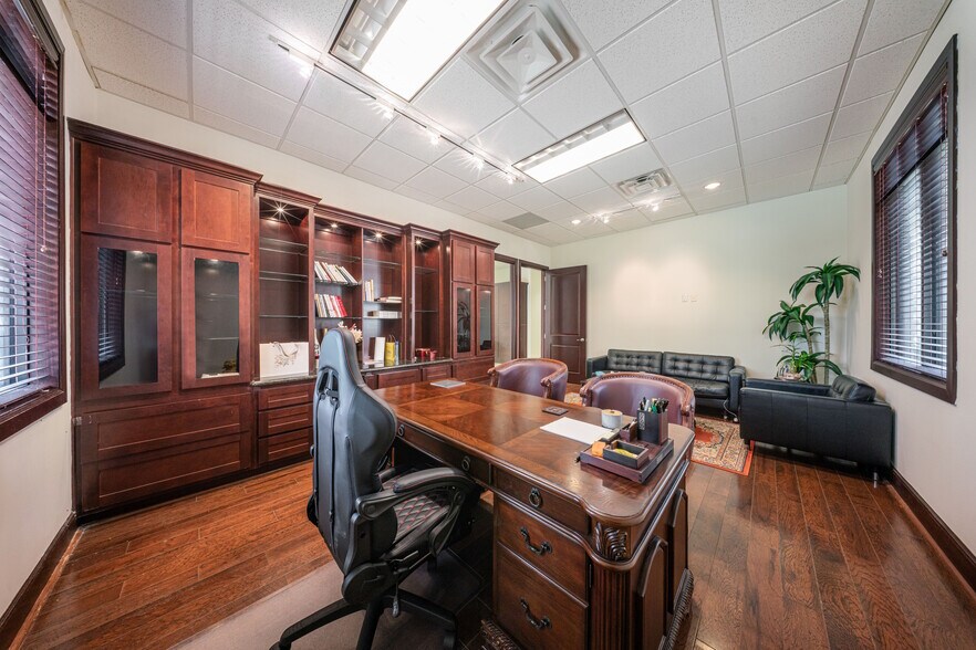 More Photos Of 4610 Riverstone Blvd, Missouri City Medical For Sale