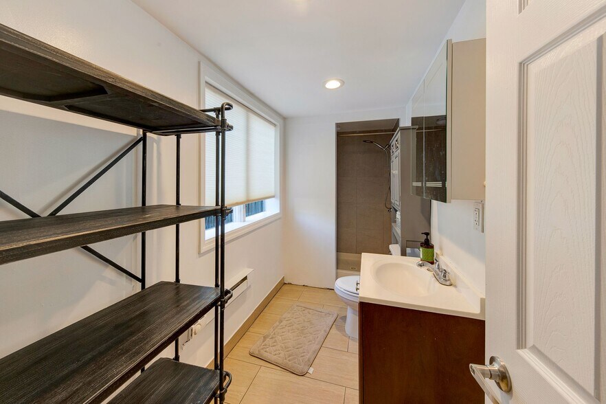 More Photos Of 668 Avenue of the Americas, New York Storefront Retail Residential For Sale