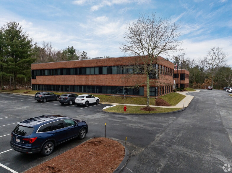 More Photos Of 100 Potash Hill Rd, Tyngsborough Office For Sale