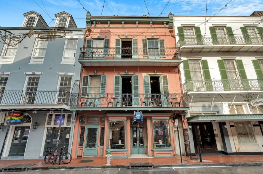 Primary Photo Of 205 Bourbon St, New Orleans Restaurant For Lease