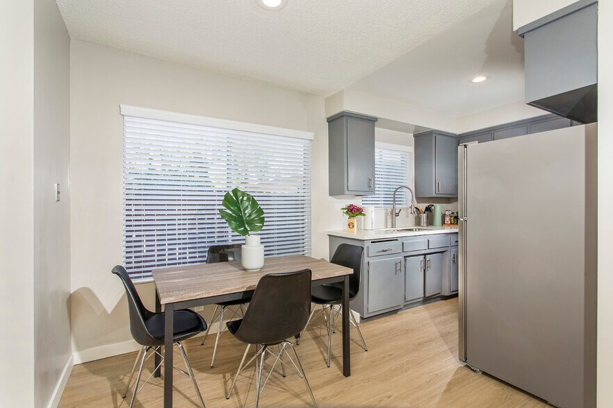 More Photos Of 12128 Ramona Ave, Hawthorne Apartments For Sale