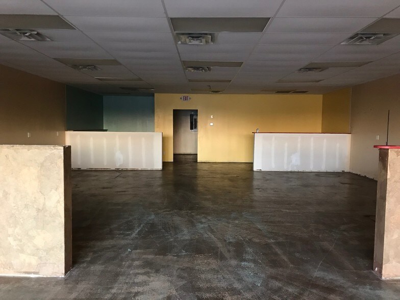 More Photos Of 4111 FM 1764 Rd, Santa Fe Storefront For Lease