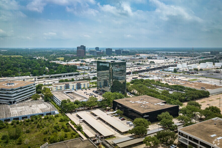 More Photos Of 100 Glenborough Dr, Houston Office For Lease