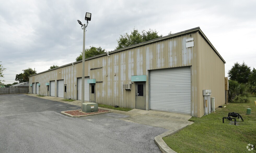 More Photos Of 3960 W Navy Blvd, Pensacola Unknown For Lease