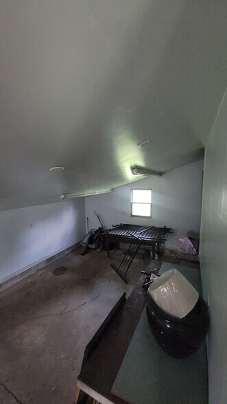 More Photos Of 5430 Rockville Rd, Indianapolis Specialty For Sale