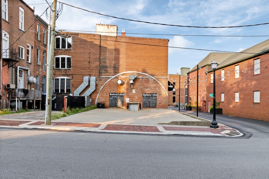 More Photos Of 144 W Liberty St, Wooster Office For Sale