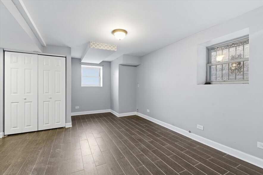 More Photos Of 4140 N Western Ave, Chicago Multifamily For Sale