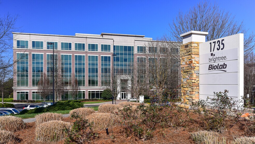More Photos Of 1735 N Brown Rd, Lawrenceville Office For Lease