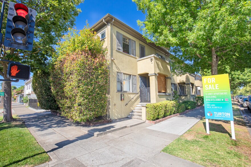 More Photos Of 2722-2730 T St, Sacramento Apartments For Sale
