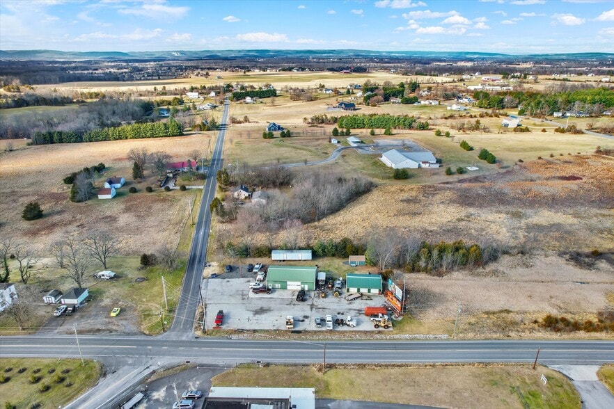 More Photos Of 276 Kingsdale Rd, Littlestown Auto Repair For Sale