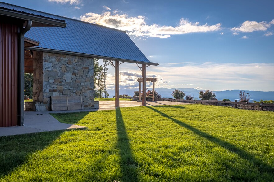 More Photos Of 6572 Burkemont Rd, Morganton Specialty For Sale