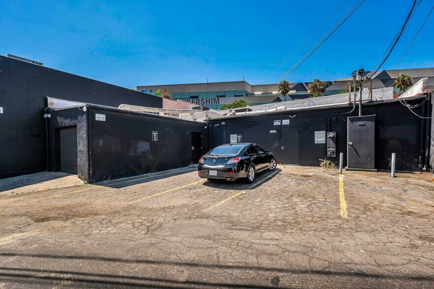 More Photos Of 5148-5152 Lankershim Blvd, North Hollywood Storefront For Sale