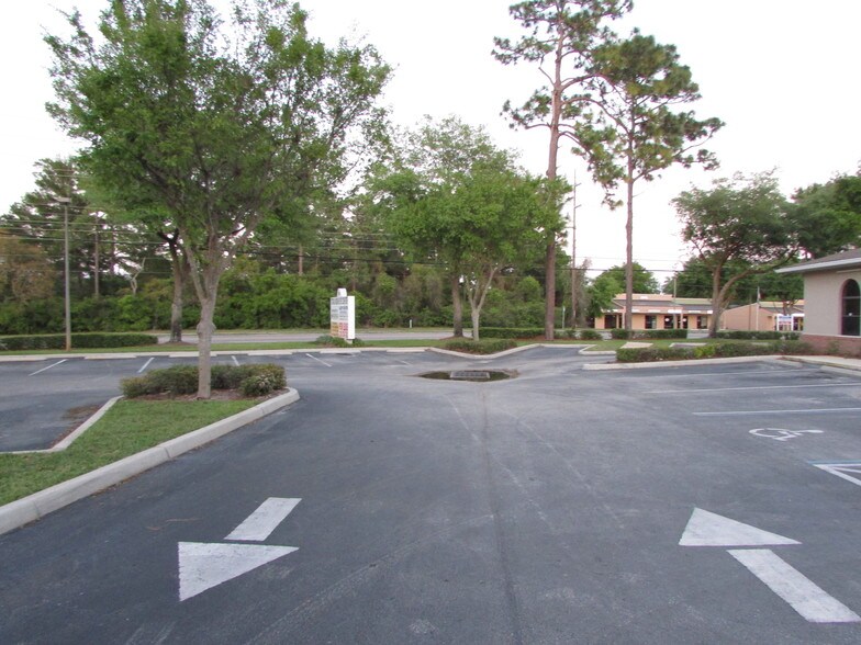 More Photos Of 2836 Enterprise Rd, DeBary Medical For Sale