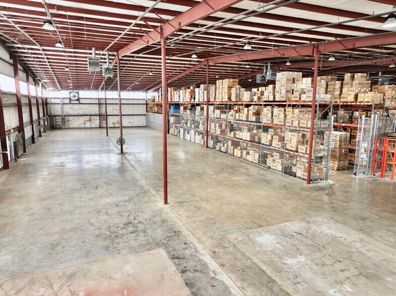 More Photos Of 492 Industrial Dr, Mount Juliet Warehouse For Lease
