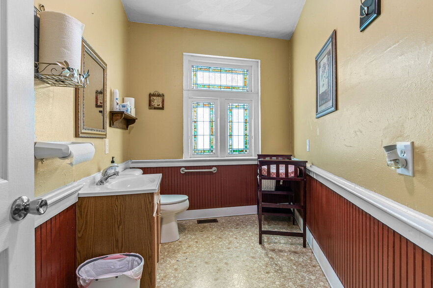 More Photos Of 408 W Main St, Park Hills Religious Facility For Sale