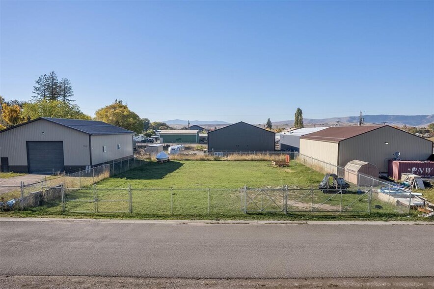 More Photos Of NHN 6th Street East, Polson Land For Sale