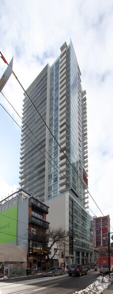 More Photos Of 373-375 King St W, Toronto Apartments For Lease