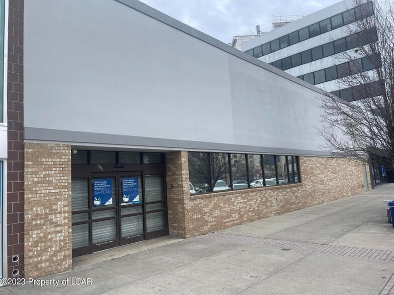 Primary Photo Of 27-35 Public Sq, Wilkes Barre Storefront For Lease