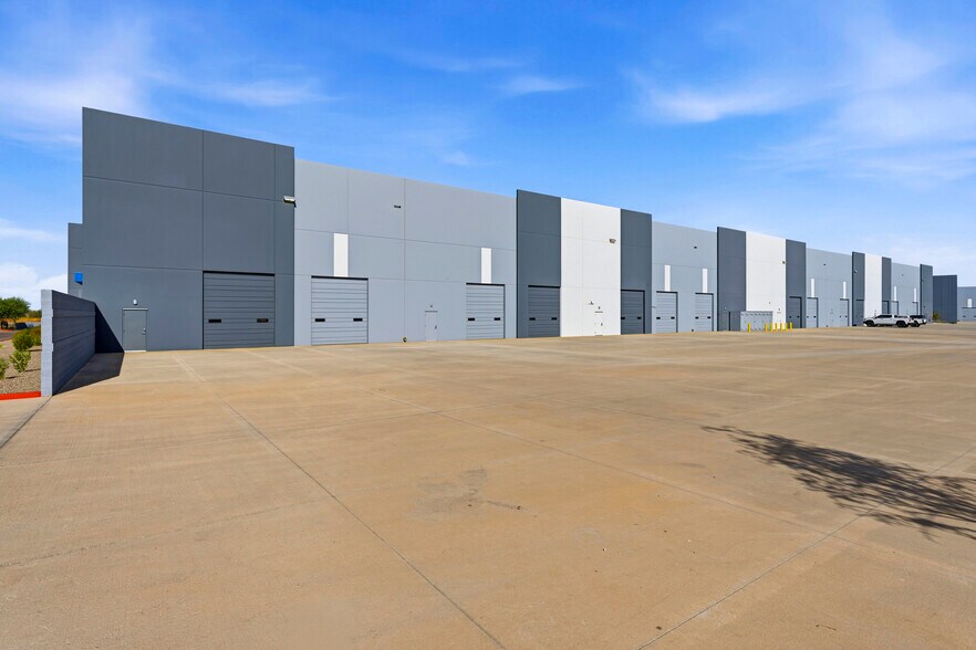 More Photos Of 6459 S Sossaman Rd, Mesa Warehouse For Lease