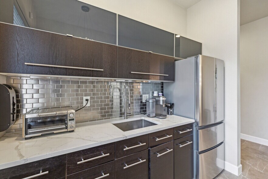 More Photos Of 3000 Keller Springs Rd, Carrollton Office Residential For Sale