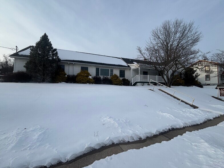 More Photos Of 845 Water St, Northumberland Medical For Sale