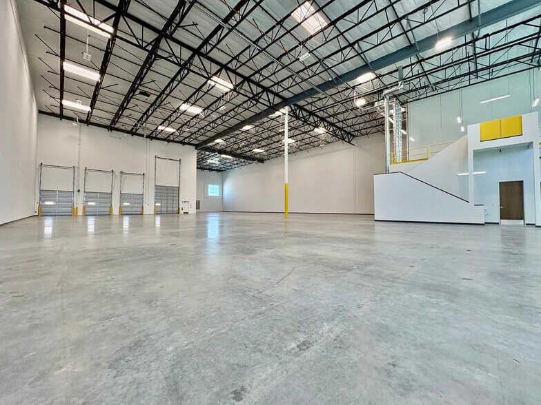More Photos Of 11234 Rush St, South El Monte Warehouse For Lease