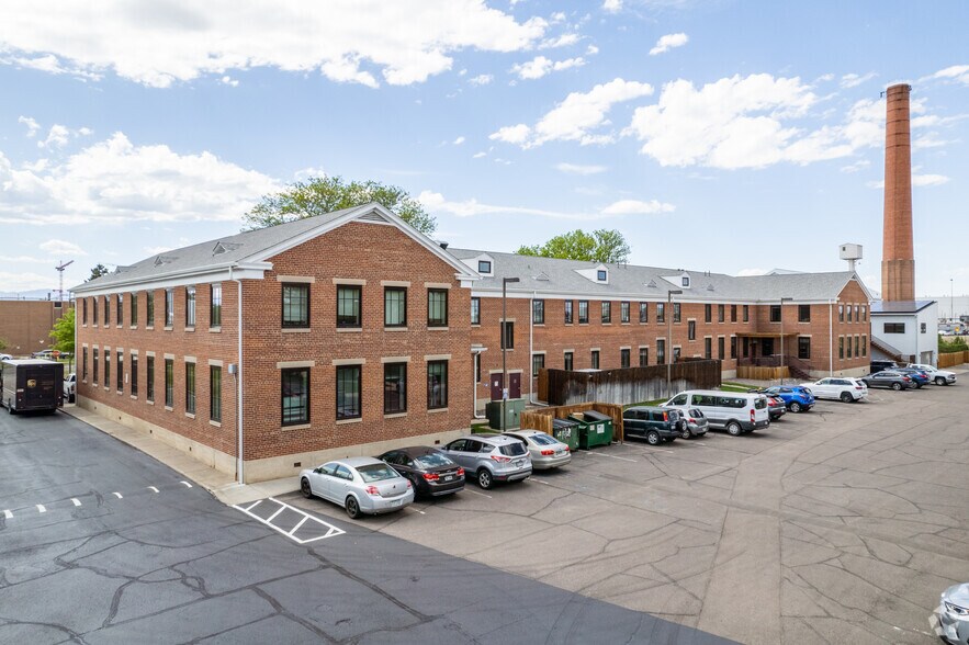 More Photos Of 3840 York St, Denver Office For Lease