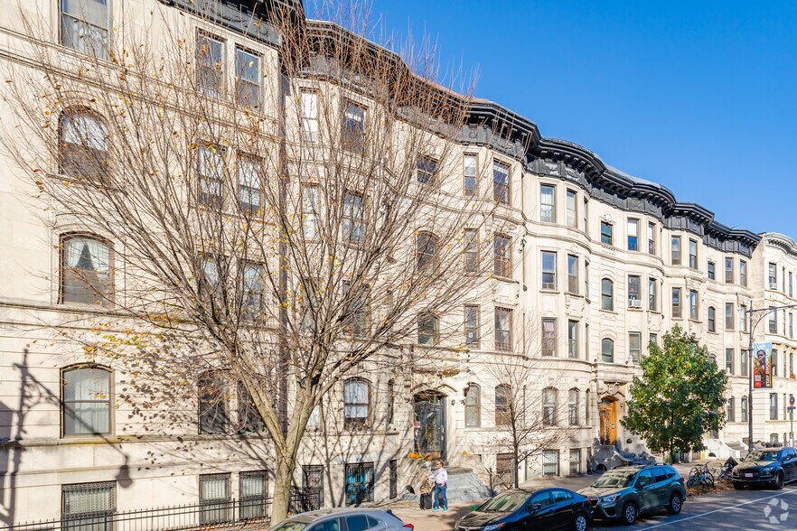 More Photos Of 176 Prospect Park W, Brooklyn Apartments For Sale