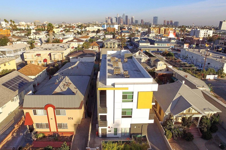 More Photos Of 978 S Mariposa Ave, Los Angeles Apartments For Sale