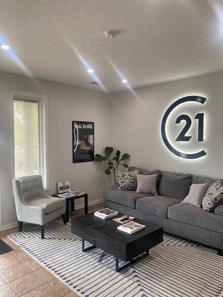 More Photos Of 97 C Michael Davenport Blvd, Frankfort Medical For Lease