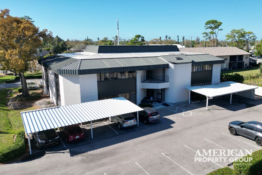 More Photos Of 3307 Clark Rd, Sarasota Office For Sale