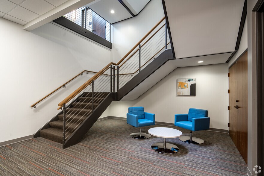 More Photos Of 7831 E Bush Lake Rd, Bloomington Office For Lease