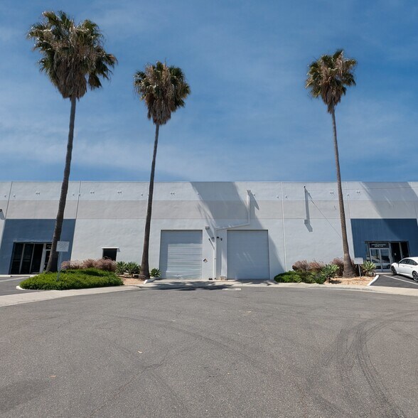 Primary Photo Of 2850 N California St, Burbank Warehouse For Lease