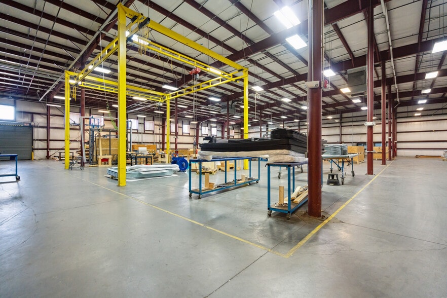 More Photos Of 450 Wando Park Blvd, Mount Pleasant Manufacturing For Lease