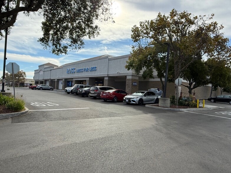 More Photos Of 230-238 E Betteravia Rd, Santa Maria Unknown For Lease